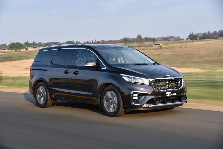  Kia Grand Sedona (YP) 2018 года  (ZA) (фото 36 из 40)